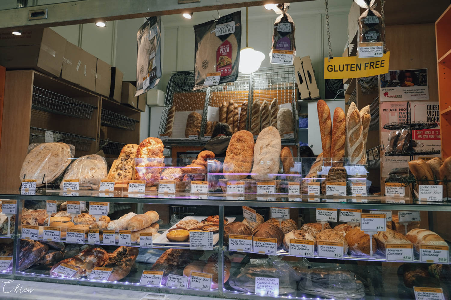 澳洲墨爾本 維多利亞女皇市場 Queen Victoria Market 麵包