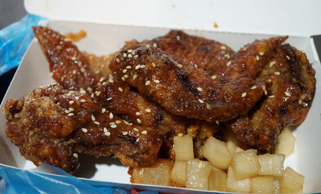 【台中西屯】逢甲夜市 韓式炸雞二連發-來自星星的炸雞&韓式炸雞